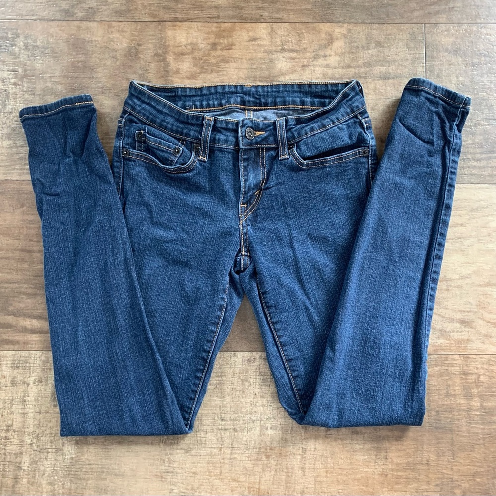 Levi Jeans - Picture 4 of 7